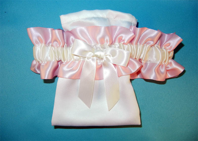 Ivory/Light Pink Cell Phone Pocket Garter